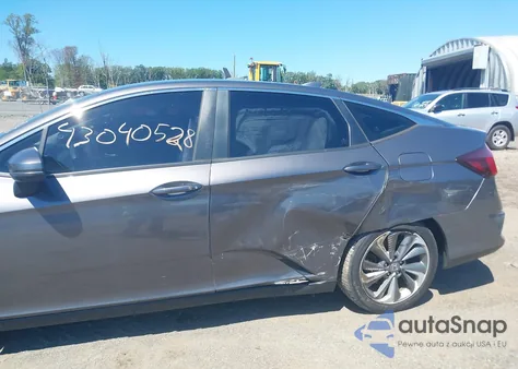 2018 Honda Clarity Plug-In Hybrid from USA, damaged, VIN JHMZC5F13JC013724